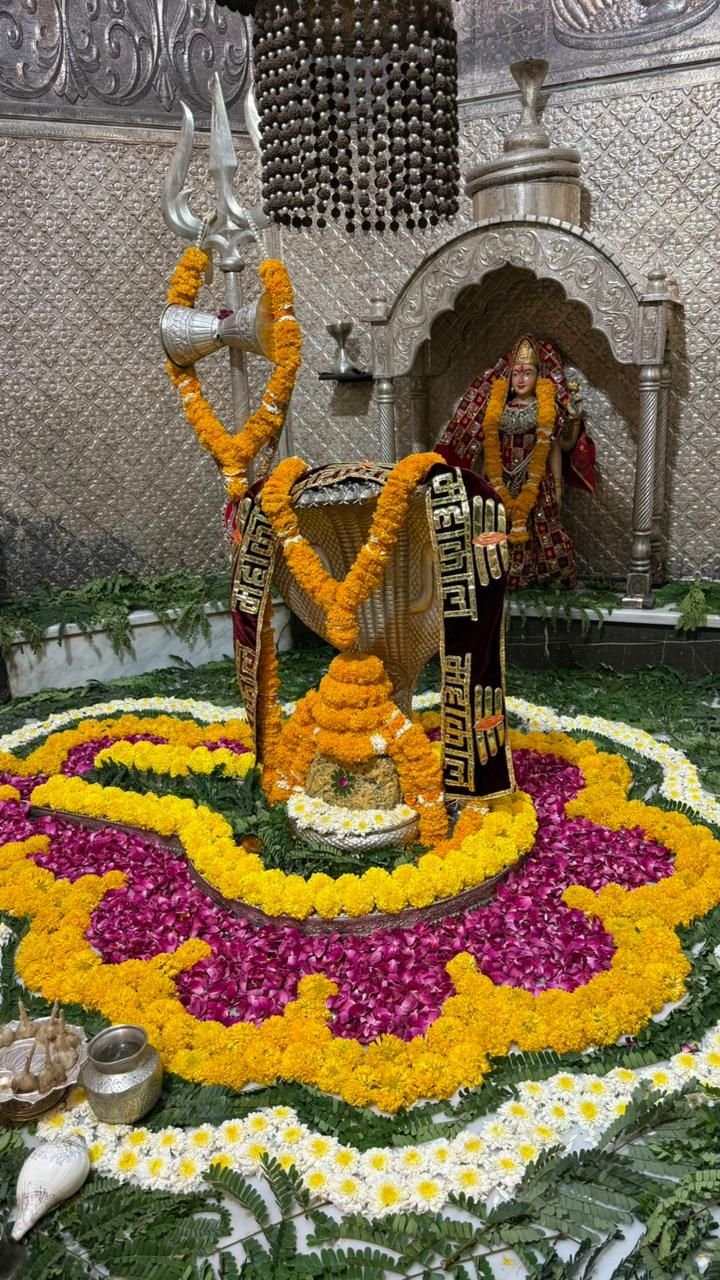 Temple photo gallery image